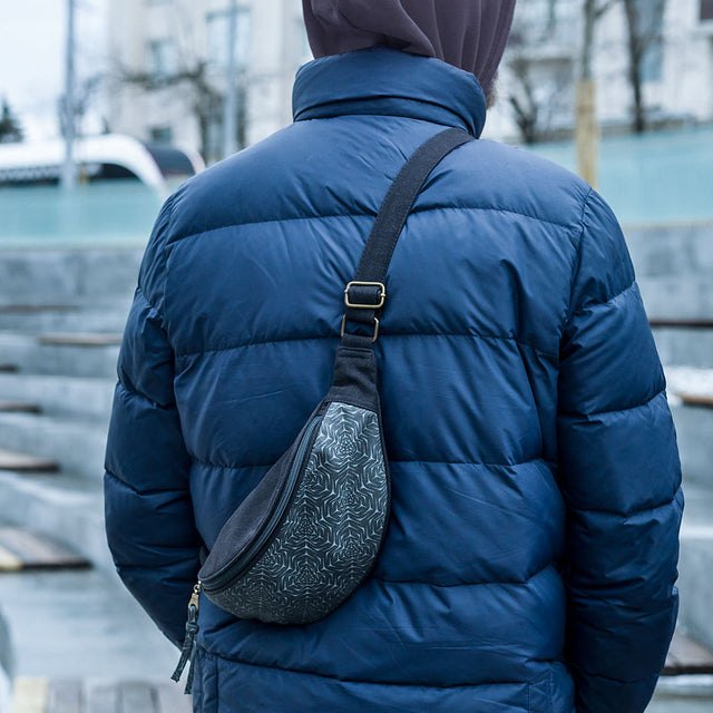 Molekula Mono Fanny Pack - navy